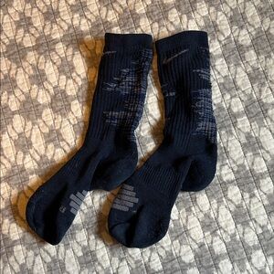 Nike Men's Navy and Gray Athletic Socks